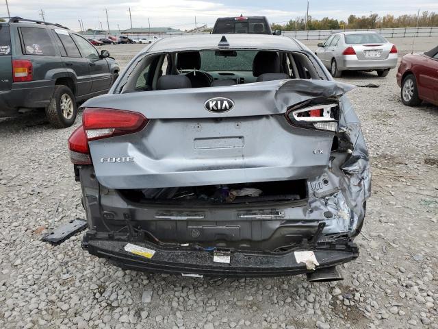 3KPFL4A86HE003937 - 2017 KIA FORTE EX GRAY photo 6