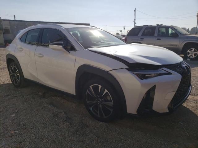 JTHY3JBH9K2003584 - 2019 LEXUS UX 200 WHITE photo 4