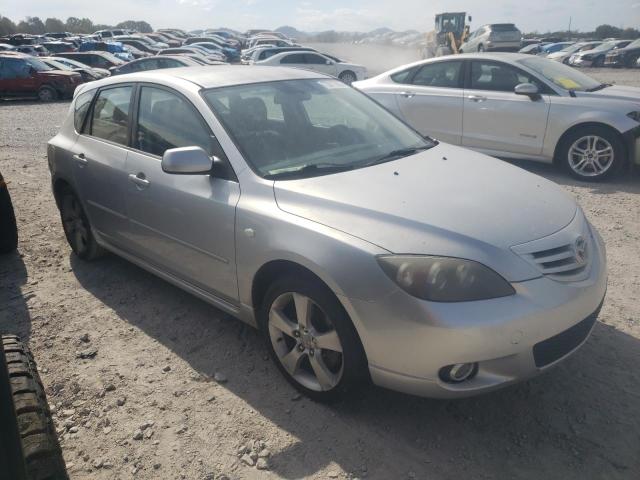 JM1BK143441142767 - 2004 MAZDA 3 HATCHBACK GRAY photo 4