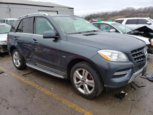 4JGDA5HB3CA029004 - 2012 MERCEDES-BENZ ML 350 4MATIC GRAY photo 4