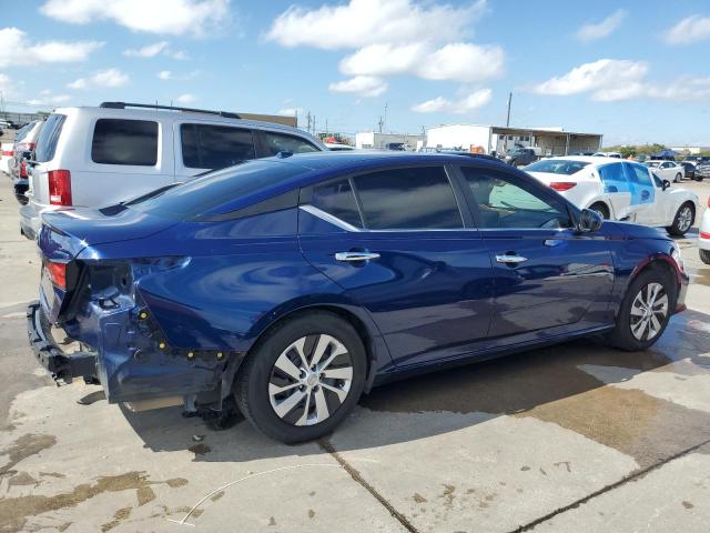 1N4BL4BV0KC230337 - 2019 NISSAN ALTIMA S BLUE photo 3