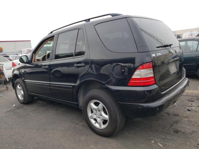 4JGAB54E4YA185172 - 2000 MERCEDES-BENZ ML 320 BLACK photo 2