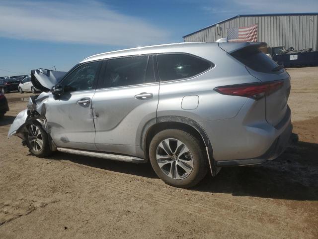 5TDGZRBH0NS201302 - 2022 TOYOTA HIGHLANDER XLE Gümüş foto 2