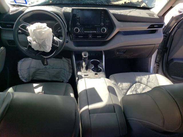 5TDGZRBH0NS201302 - 2022 TOYOTA HIGHLANDER XLE Gümüş foto 8