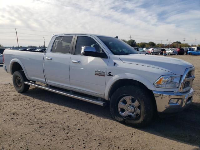 3C63R3JL3GG386584 - 2016 RAM 3500 LARAMIE WHITE photo 4