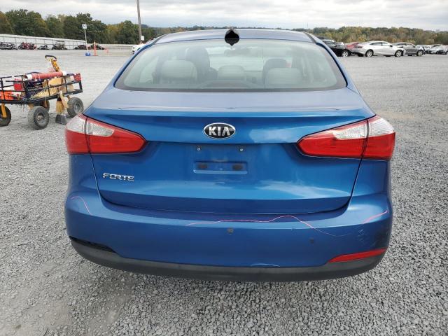 KNAFX4A6XE5123537 - 2014 KIA FORTE LX BLUE photo 6