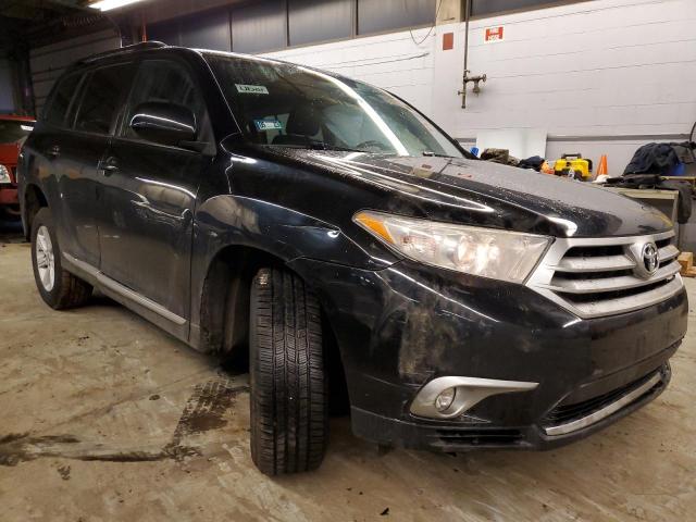 5TDBK3EH9DS237852 - 2013 TOYOTA HIGHLANDER BASE BLACK photo 4