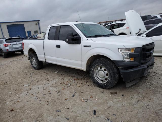 1FTEX1CF6HKE40196 - 2017 FORD F150 SUPER CAB WHITE photo 4