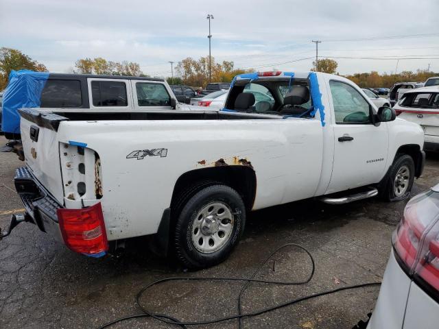 1GCNKPE01BZ365965 - 2011 CHEVROLET SILVERADO K1500 WHITE photo 3