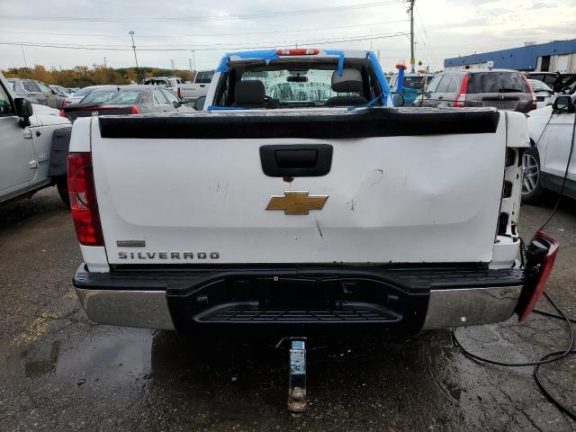 1GCNKPE01BZ365965 - 2011 CHEVROLET SILVERADO K1500 WHITE photo 6