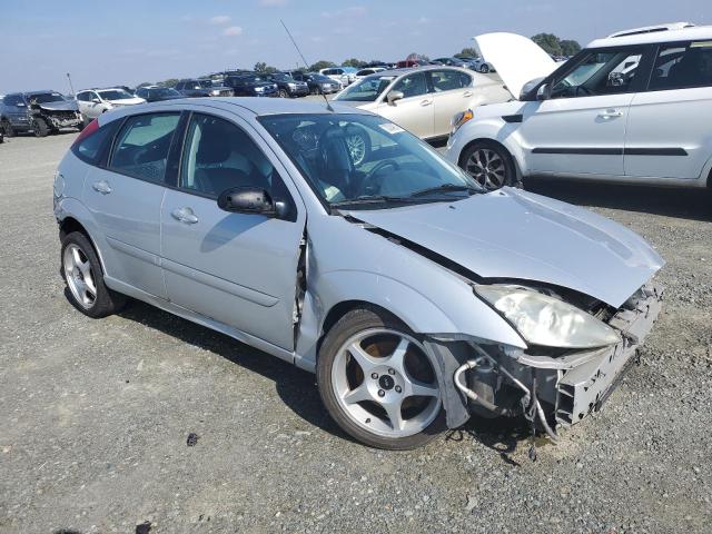 3FAHP37543R189781 - 2003 FORD FOCUS ZX5 SILVER photo 4