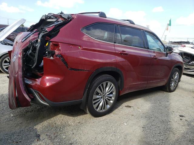 5TDEBRCH7PS124604 - 2023 TOYOTA HIGHLANDER HYBRID LIMITED RED photo 3