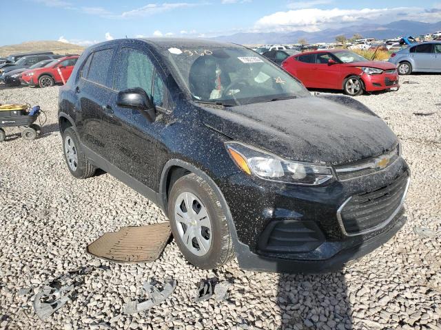 3GNCJKSB6HL287144 - 2017 CHEVROLET TRAX LS BLACK photo 4