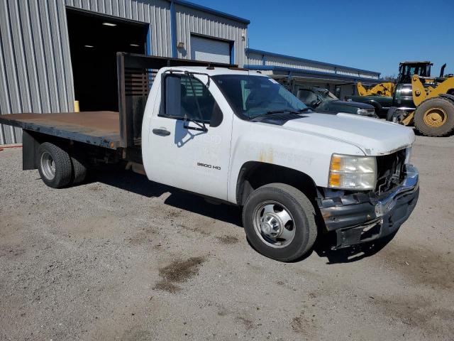 1GB6CZBK5AF156834 - 2010 CHEVROLET SILVERADO C3500 WHITE photo 4