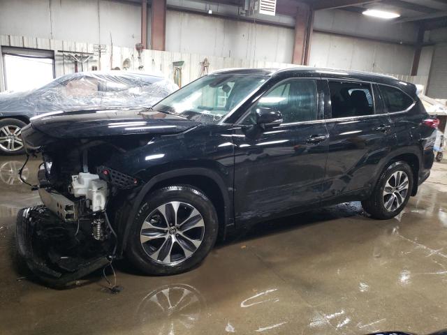 5TDGZRBH6MS559731 - 2021 TOYOTA HIGHLANDER XLE შავი ფოტო 1