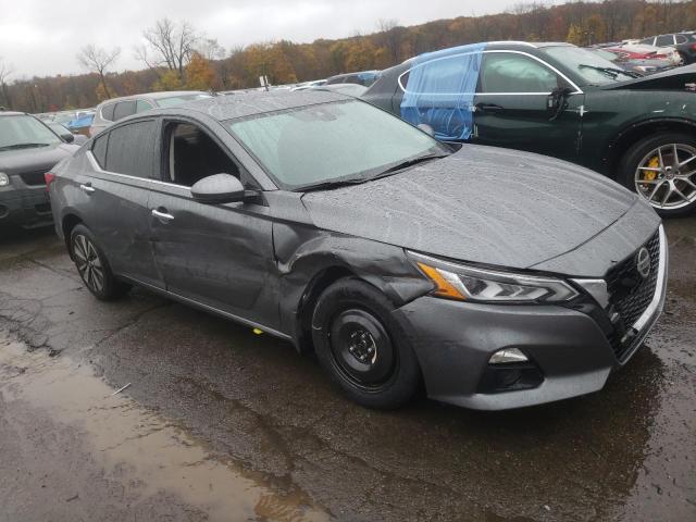 1N4BL4DW5KN305883 - 2019 NISSAN ALTIMA SV GRAY photo 4