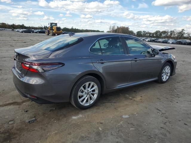 4T1C11BK1PU103294 - 2023 TOYOTA CAMRY LE GRAY photo 3