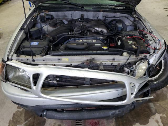 5TEGN92N02Z144244 - 2002 TOYOTA TACOMA DOUBLE CAB PRERUNNER SILVER photo 11