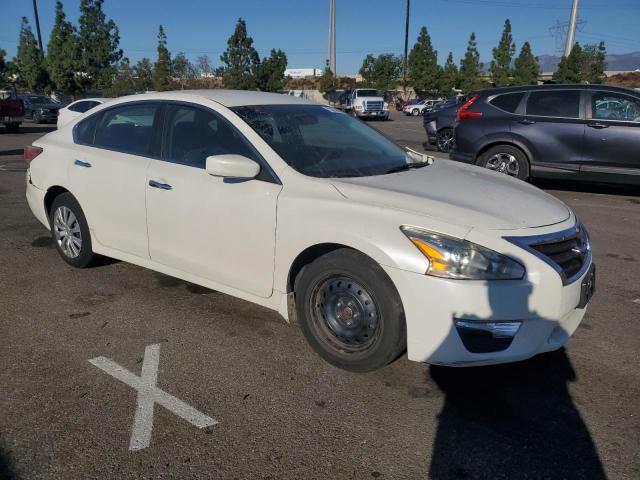 1N4AL3AP8FC429621 - 2015 NISSAN ALTIMA 2.5 WHITE photo 4