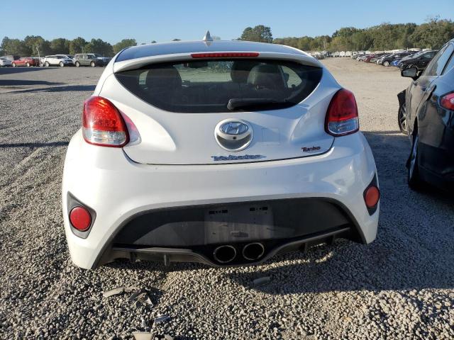 KMHTC6AE5FU233855 - 2015 HYUNDAI VELOSTER TURBO WHITE photo 6