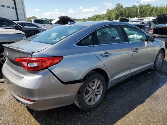 5NPE24AF7FH129083 - 2015 HYUNDAI SONATA SE GRAY photo 3