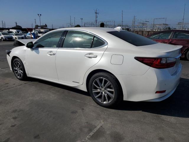 JTHBW1GG7J2167122 - 2018 LEXUS ES 300H WHITE photo 2