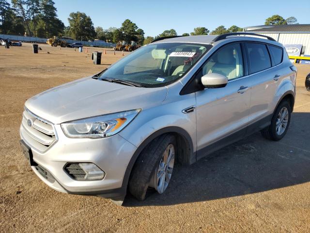 1FMCU0HD5JUA41769 - 2018 FORD ESCAPE SEL SILVER photo 1