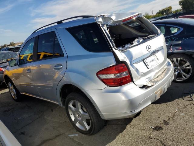 4JGBB86E06A024589 - 2006 MERCEDES-BENZ ML 350 SILVER photo 2