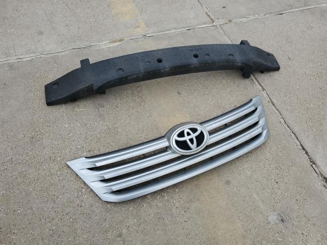 4T1BK3DB8BU407426 - 2011 TOYOTA AVALON BASE 白色 照片 12