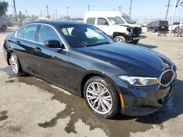 3MW89FF00R8E66739 - 2024 BMW 330XI Schwarz Foto 4