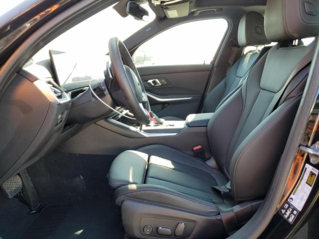 3MW89FF00R8E66739 - 2024 BMW 330XI Schwarz Foto 7