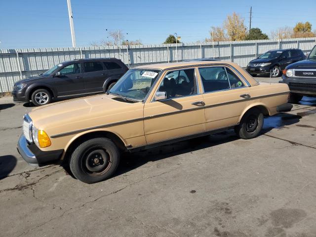 12312310017247 - 1977 MERCEDES-BENZ 240D TAN photo 1