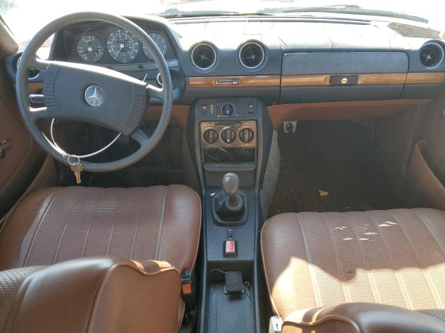 12312310017247 - 1977 MERCEDES-BENZ 240D TAN photo 8