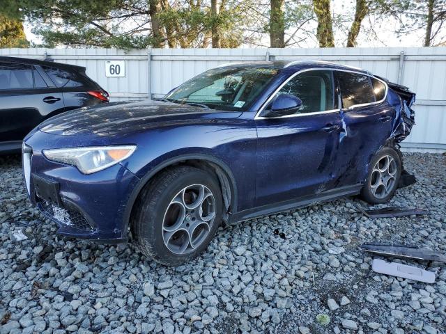 ZASFAKAN7J7B60938 - 2018 ALFA ROMEO STELVIO BLUE photo 1