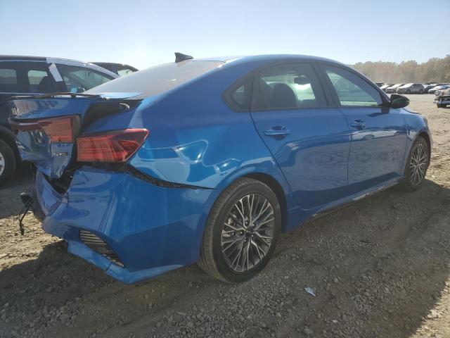 3KPF54AD3PE595433 - 2023 KIA FORTE GT LINE BLUE photo 3