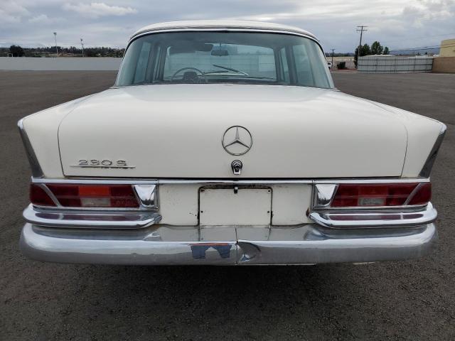 11101012070454 - 1966 MERCEDES-BENZ 230S WHITE photo 6