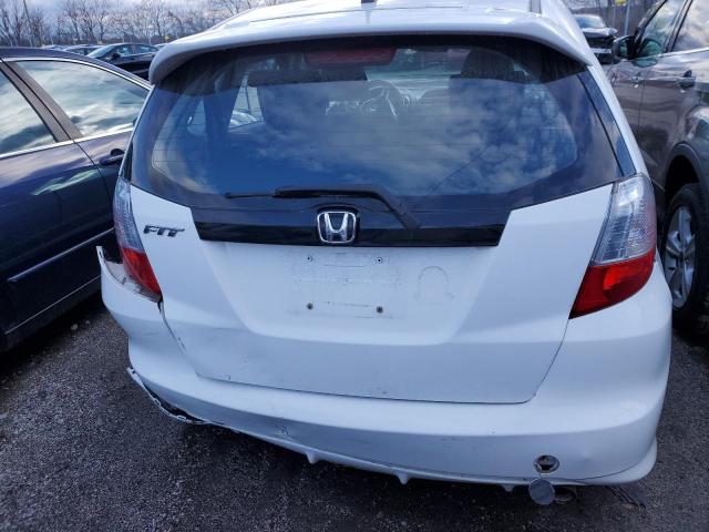 JHMGE8H57BC027128 - 2011 HONDA FIT SPORT WHITE photo 6