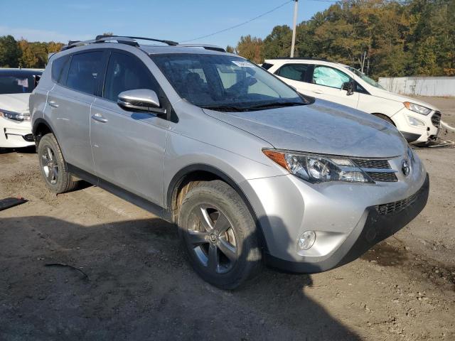 JTMWFREV8FJ044624 - 2015 TOYOTA RAV4 XLE SILVER photo 4