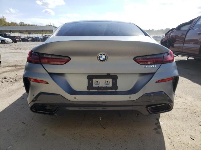 WBAGV2C04PCK34610 - 2023 BMW 840I Gris foto 6