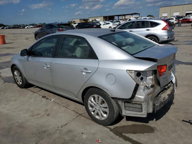 KNAFT4A24C5532929 - 2012 KIA FORTE LX SILVER photo 2