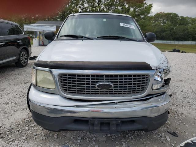 1FMRU15W32LA42495 - 2002 FORD EXPEDITION XLT WHITE photo 5