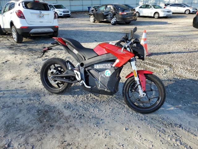 538SMCZ66HCG07742 - 2017 ZERO MOTORCYCLES INC SR 13.0 RED photo 1