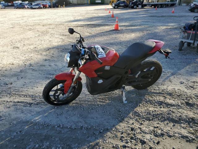 538SMCZ66HCG07742 - 2017 ZERO MOTORCYCLES INC SR 13.0 RED photo 2