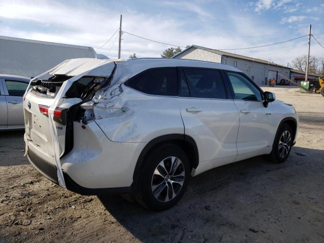 5TDHBRCH9MS514452 - 2021 TOYOTA HIGHLANDER HYBRID XLE WHITE photo 3