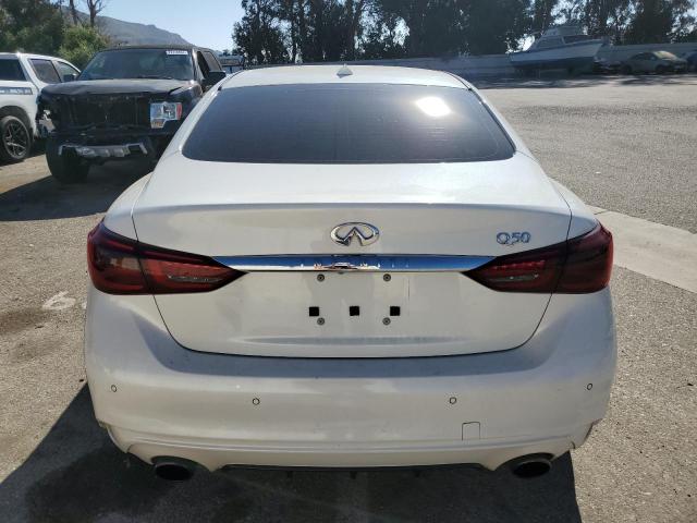 JN1EV7APXJM358988 - 2018 INFINITI Q50 LUXE WHITE photo 6