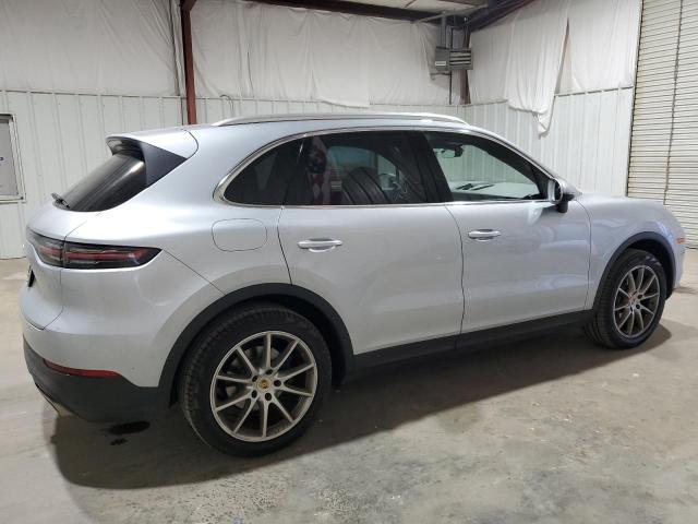 WP1AA2AY6KDA08096 - 2019 PORSCHE CAYENNE SILVER photo 3