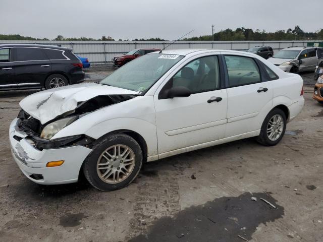 2005 FORD FOCUS ZX4, 