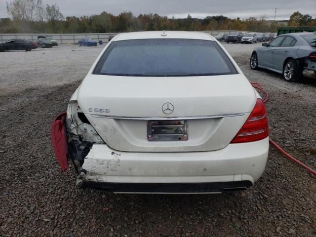 WDDNG7BB3AA321217 - 2010 MERCEDES-BENZ S 550 WHITE photo 6