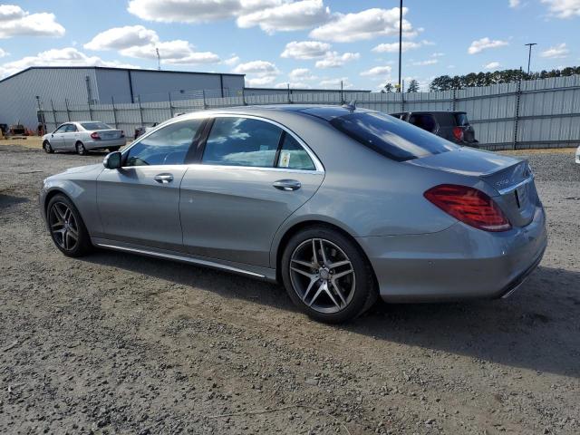 WDDUG8FB8FA105267 - 2015 MERCEDES-BENZ S 550 4MATIC GRAY photo 2