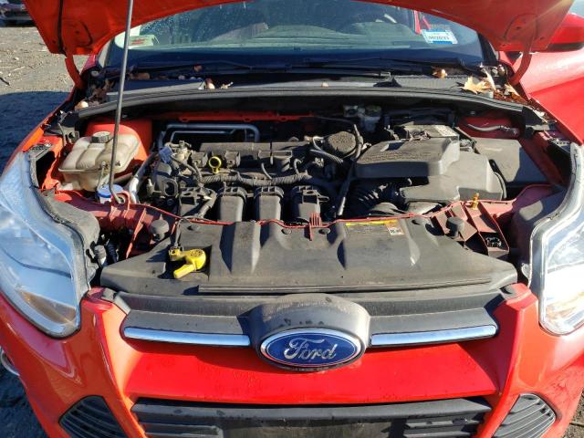 1FAHP3F22CL113806 - 2012 FORD FOCUS SE RED photo 11